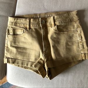 khaki AE shorts